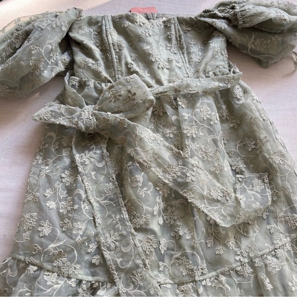 New BHLDN Anthropologie Sage Green Lace Embroidered Maxi Bridal Dress Size 4 - Picture 4 of 12